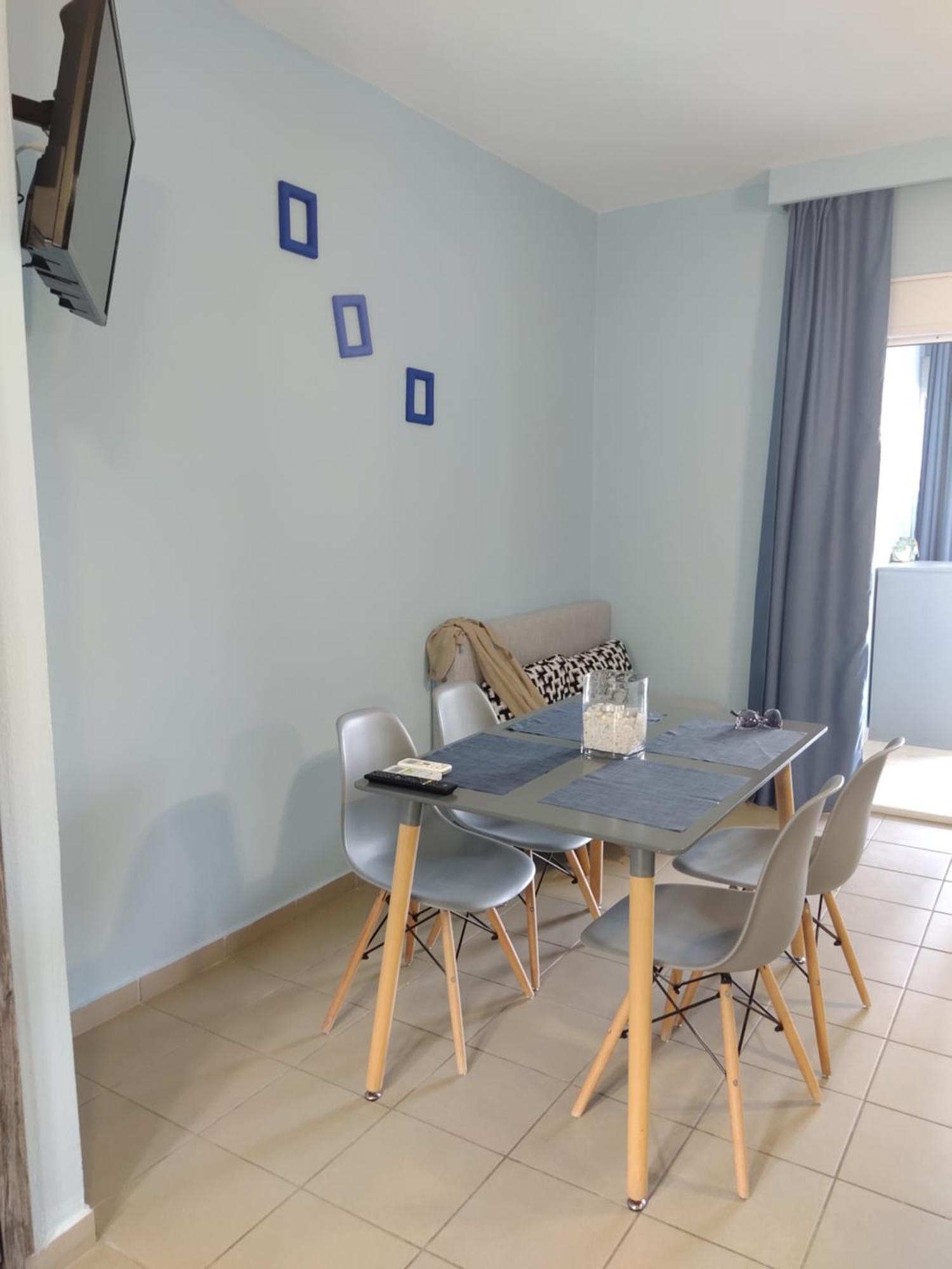 Celeste Deluxe Apartments Skala Potamia  Zimmer foto